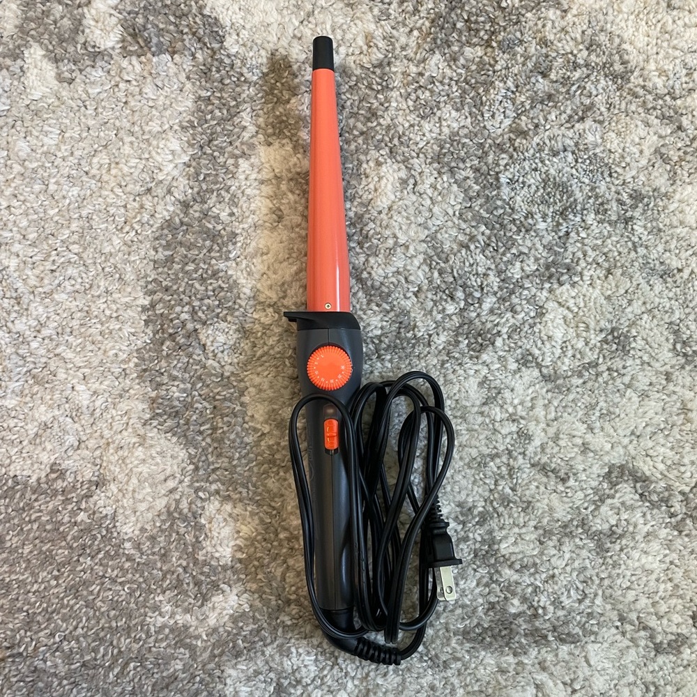 • REMINGTON PRO 1/2” to 1” CURLING WAND •